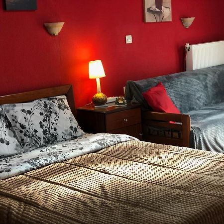 Alexandros Guesthouse Órma Екстериор снимка