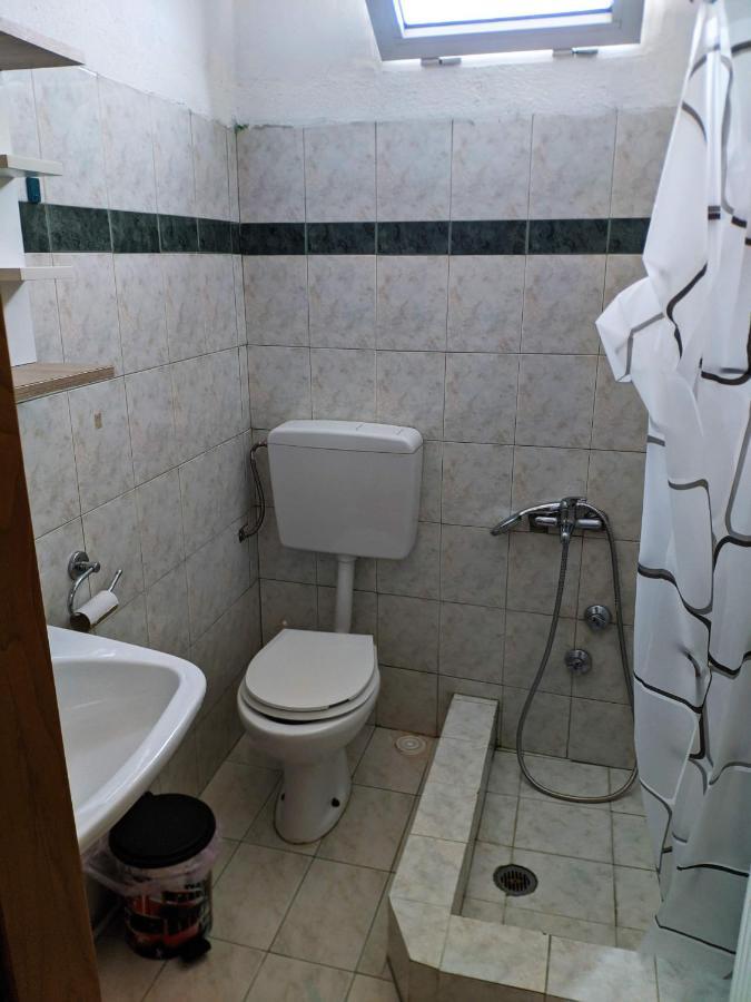 Alexandros Guesthouse Órma Екстериор снимка