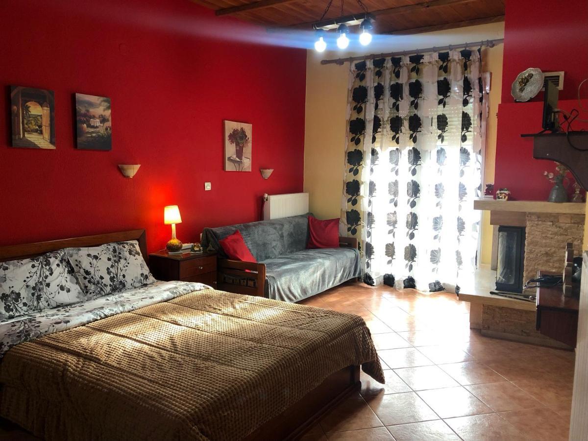 Alexandros Guesthouse Órma Екстериор снимка