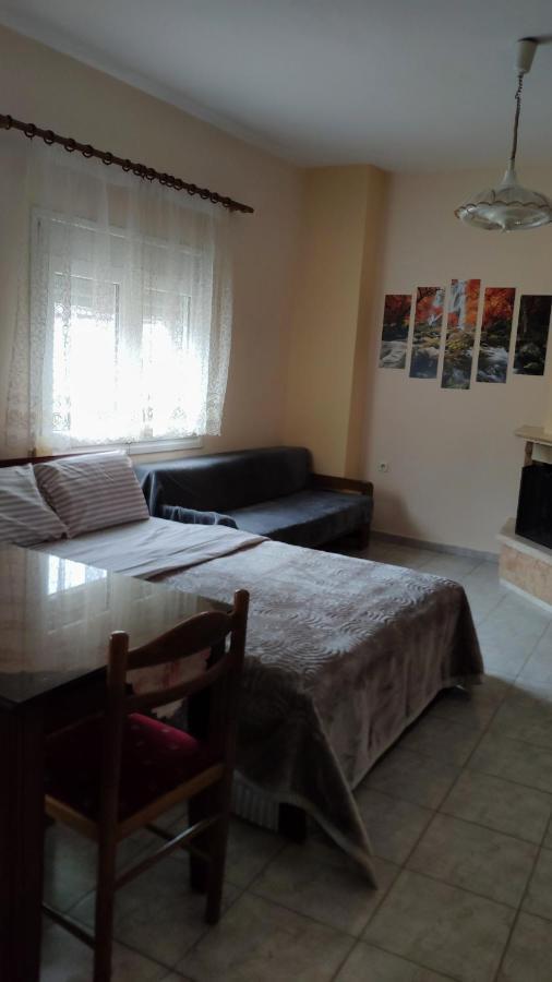 Alexandros Guesthouse Órma Екстериор снимка