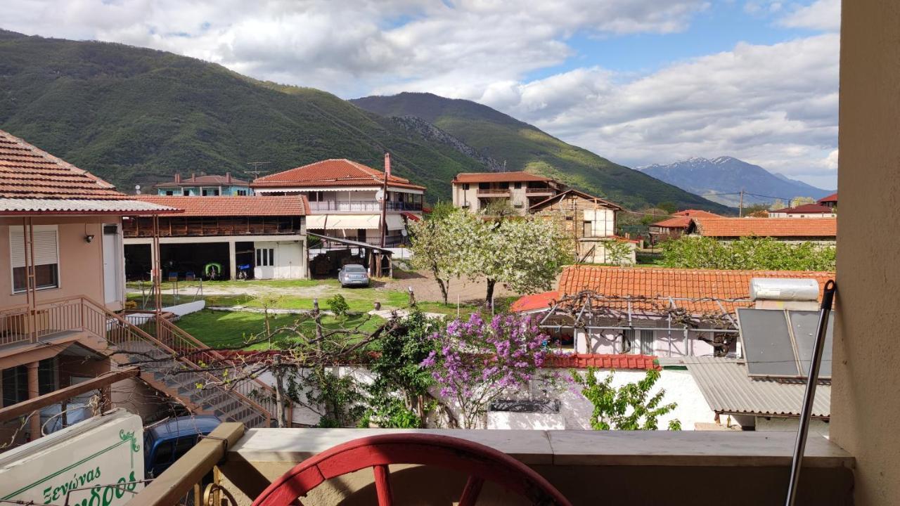 Alexandros Guesthouse Órma Екстериор снимка